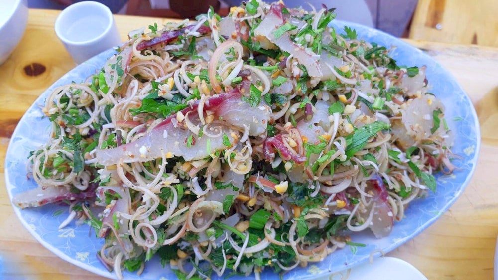 Gỏi cá suối 